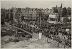 Feestelijke opening.
              <br/>
              Beeldbank gemeentearchief Amsterdam, oktober 1947